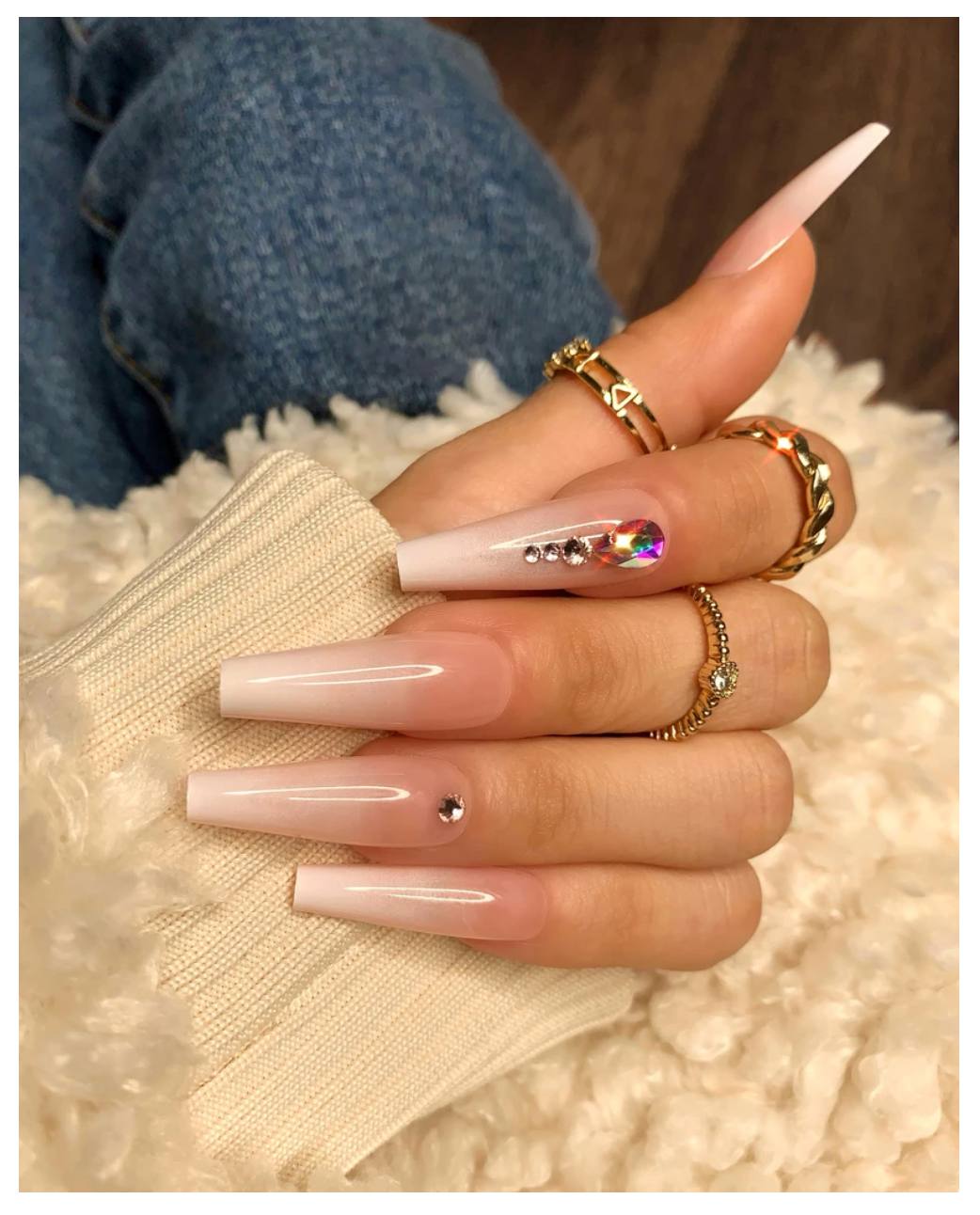 LA Colors - Lavish Nail Tip Kit Venus Cnt365 12 Unidades