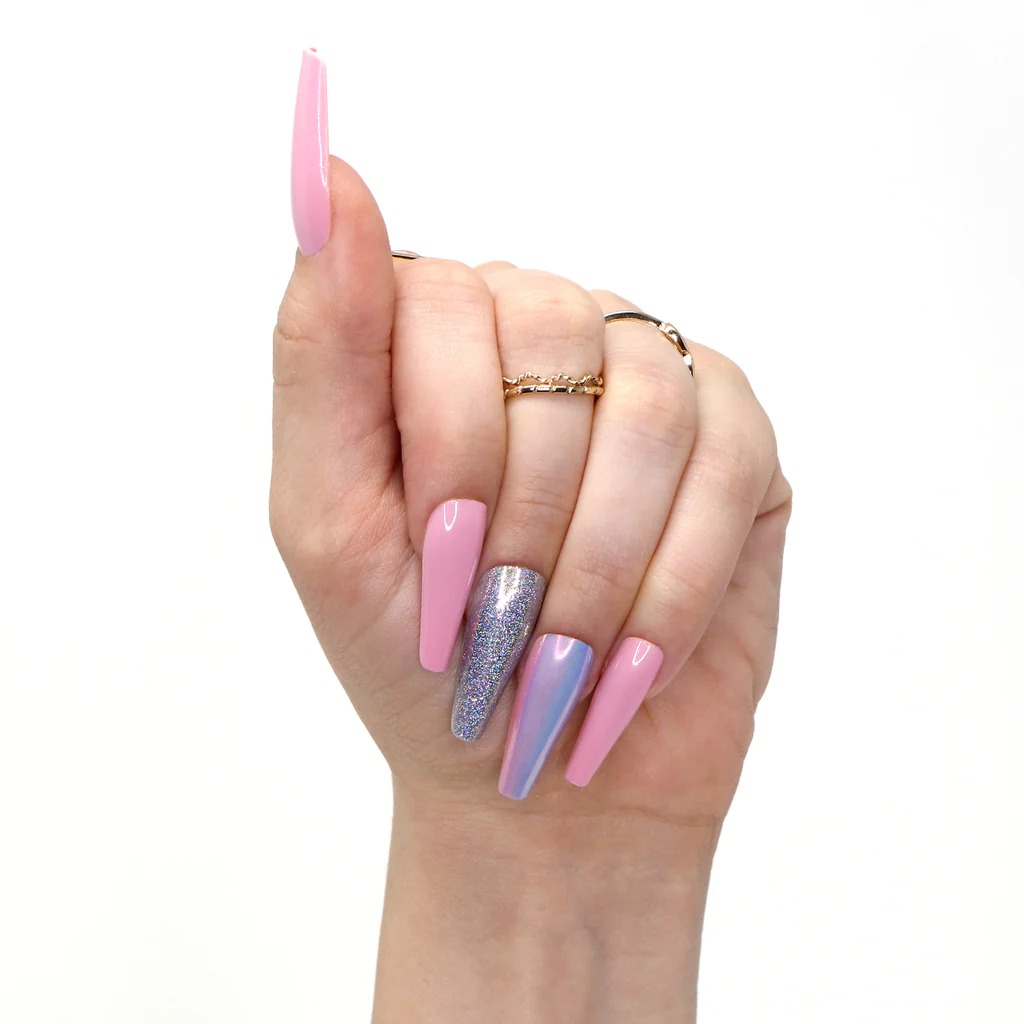 LA Colors - Lavish Nail Tip Kit RICH Y FAMOUS 12 UNIDADES